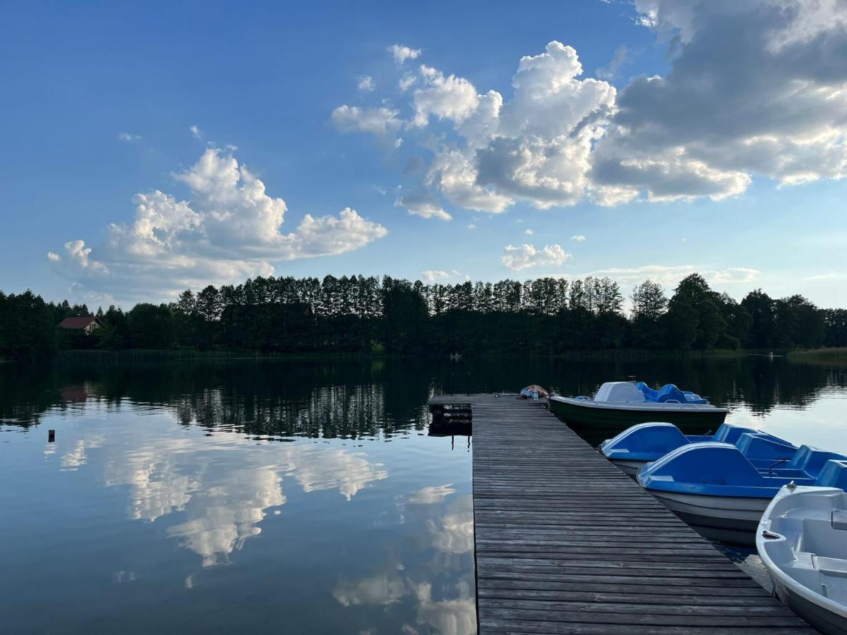 Domek Z Kominkiem Nad Jeziorem Z Jacuzzi Ogrodowym Sumowo  Esterno foto